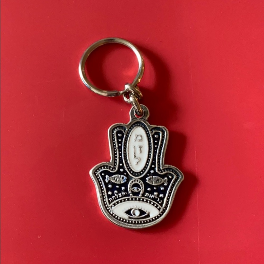 Beautiful hamsa keychain!